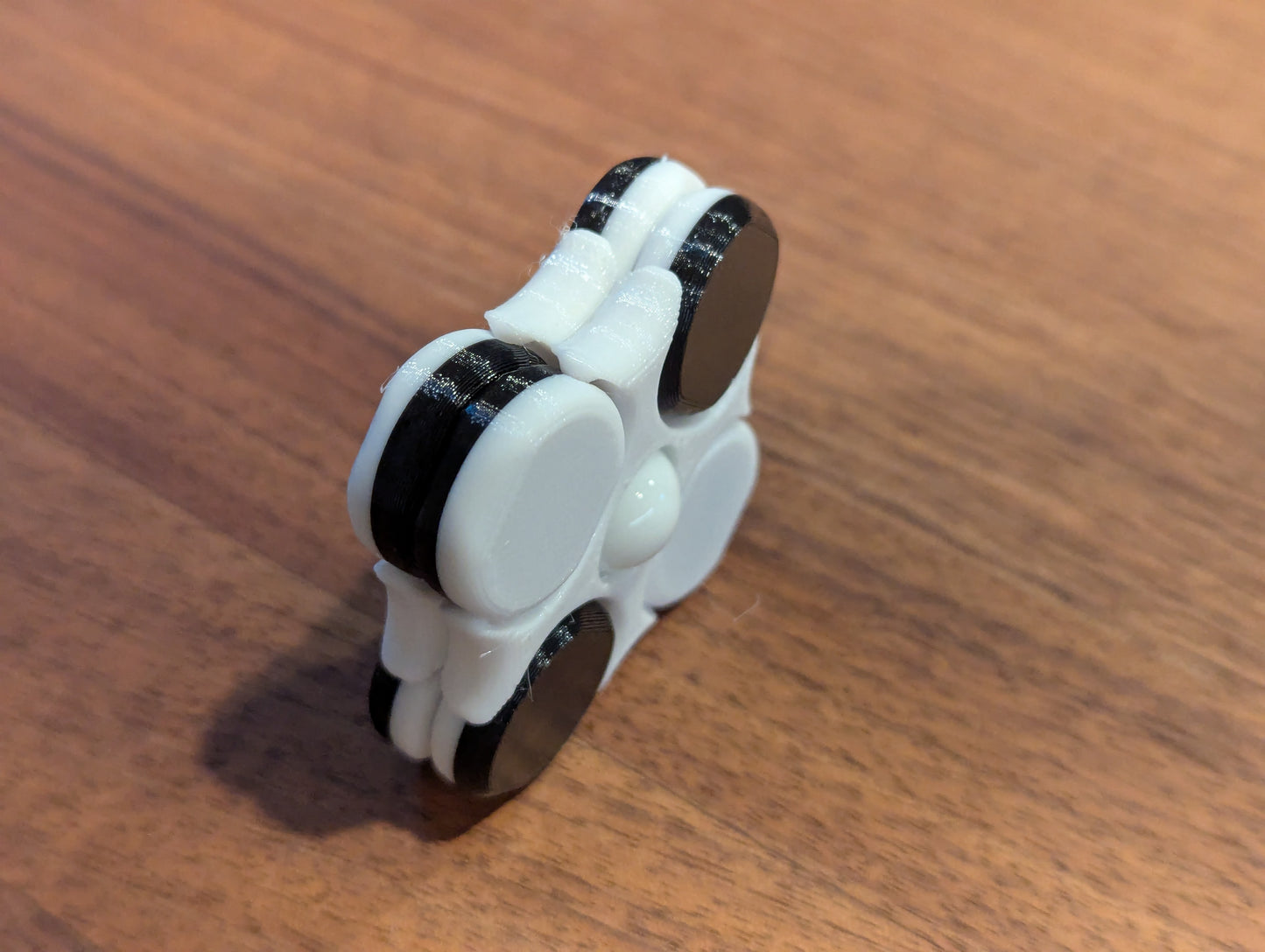 LodeStones Fidget Pair: Othello (3D printed PETG)